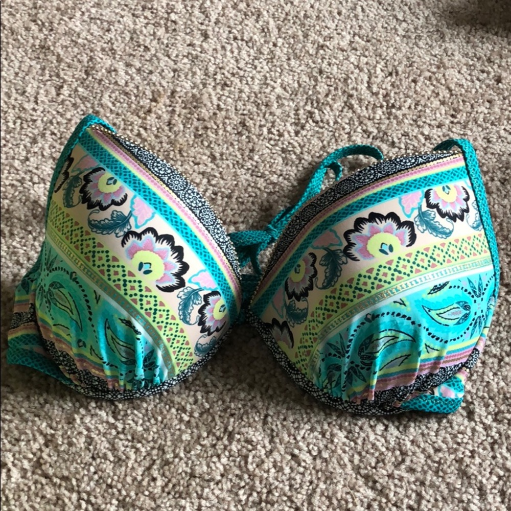 Shade and shore swim top.